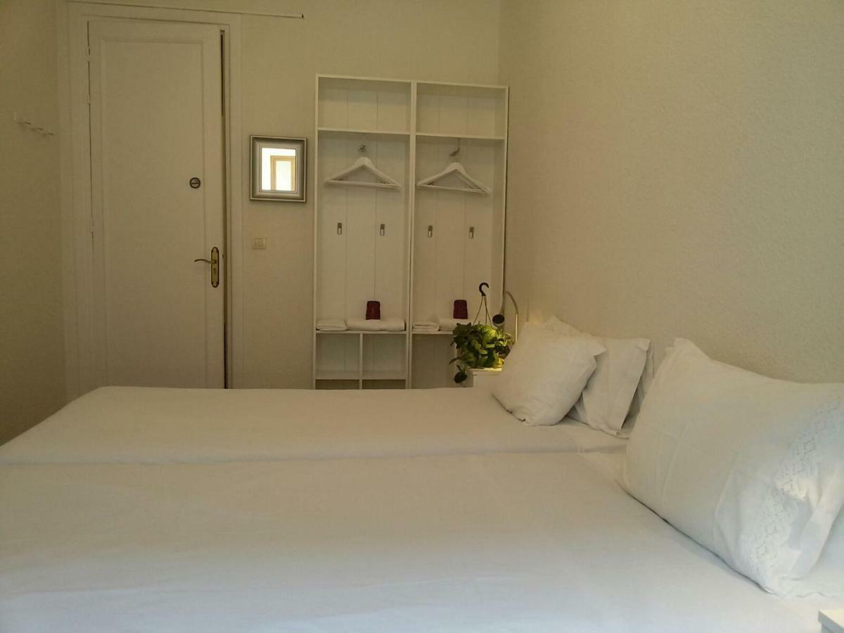 Pension Easo San Sebastian Room photo